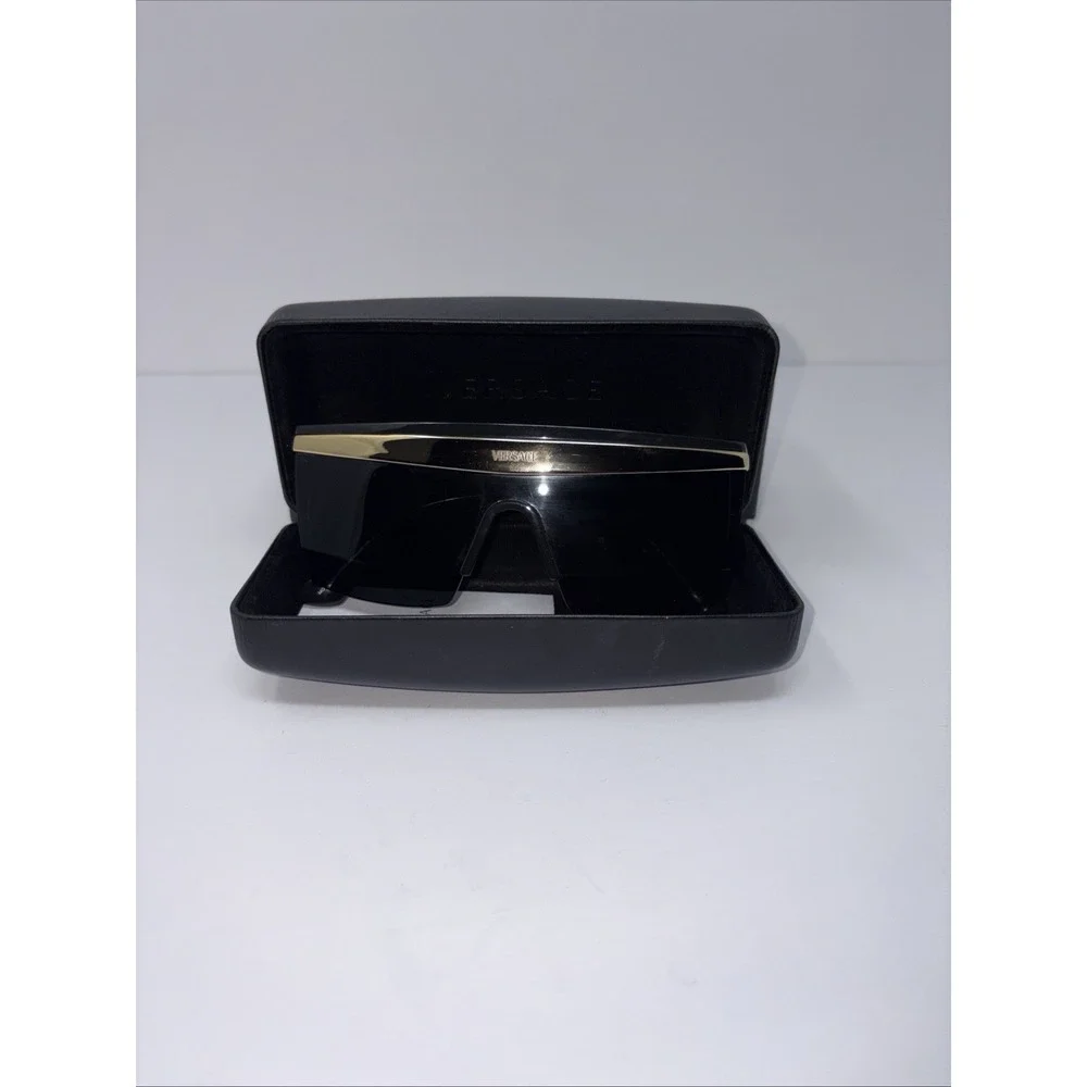 Versace Shield Sunglasses Black Gold Wraparound VE 2254 w/‎ Case & Box